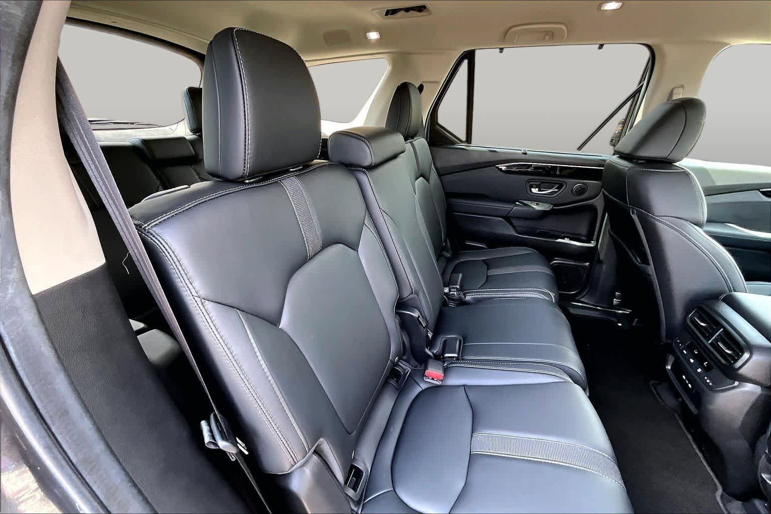 Used 2025 Honda Pilot EX-L image 20
