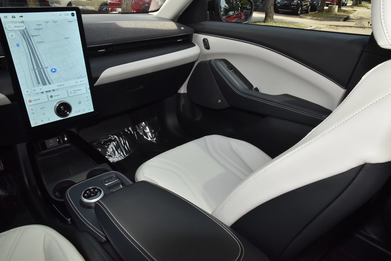Certified 2023 Ford Mustang Mach-E Premium RWD image 17