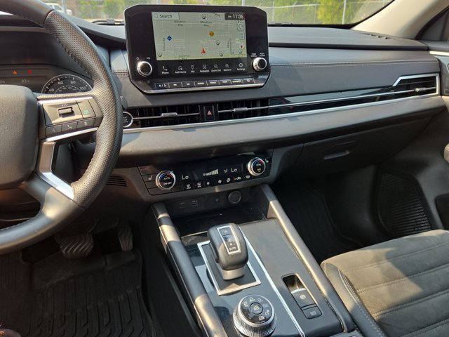 Used 2024 Mitsubishi Outlander SE AWD/4WD image 24