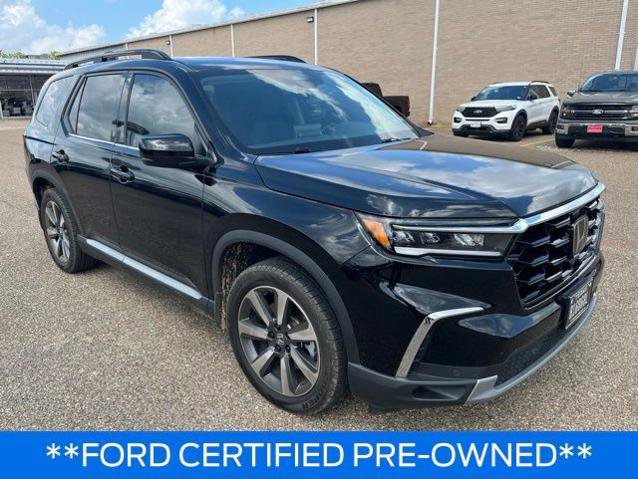 Used 2024 Honda Pilot Touring image 10