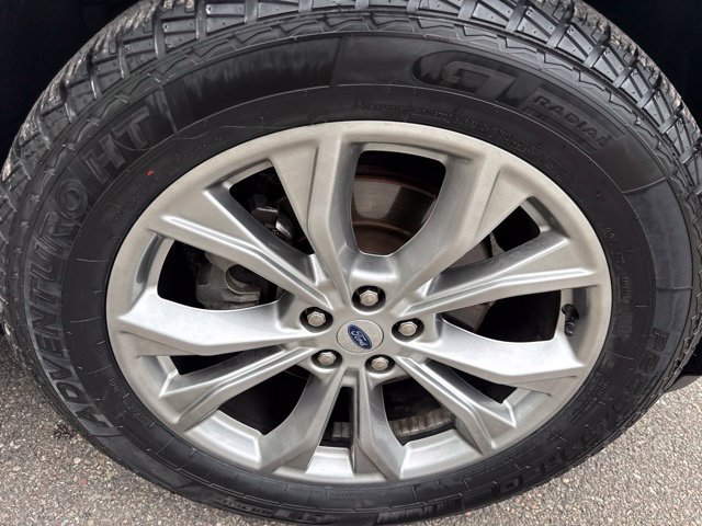 Certified 2023 Ford Explorer XLT w/ Equipment Group 202A AWD/4WD image 13