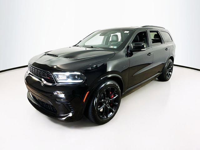Used 2023 Dodge Durango R/T w/ Tow 'N Go Package AWD/4WD image 3