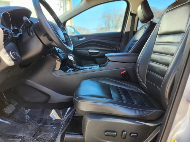 Certified 2019 Ford Escape Titanium image 18