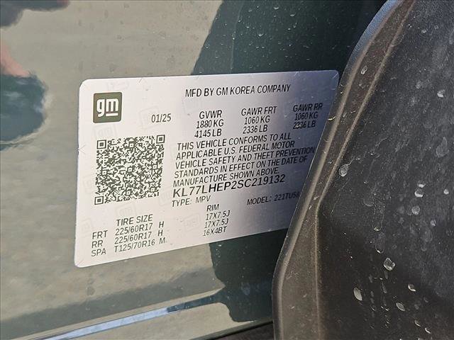 Used 2025 Chevrolet Trax LT image 24