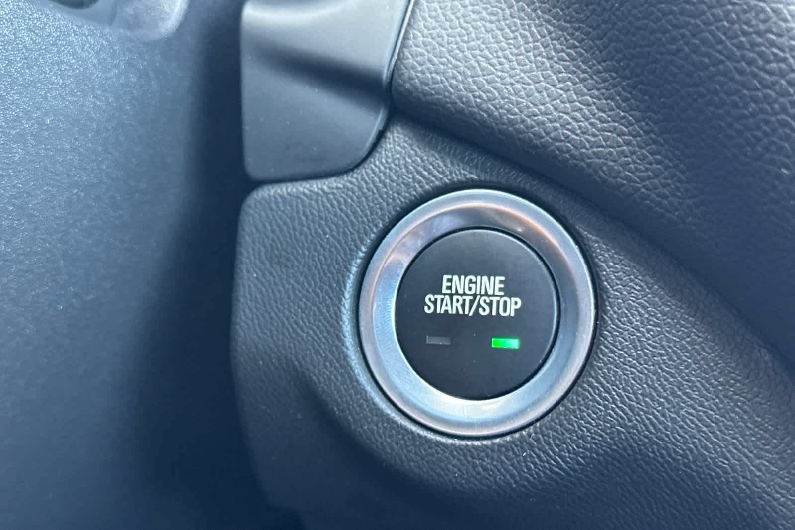 Used 2023 Chevrolet Equinox LT w/ Driver Convenience Package FWD image 23