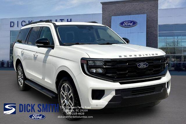 Certified 2025 Ford Expedition Active AWD/4WD image 3