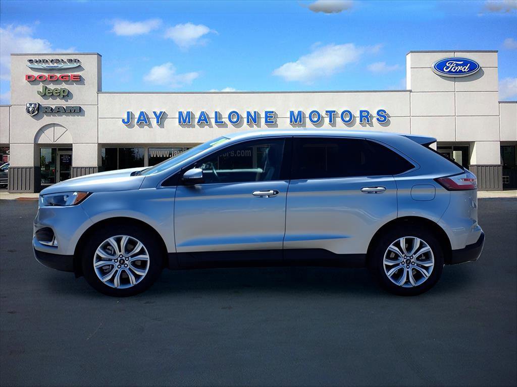 Certified 2024 Ford Edge Titanium image 5