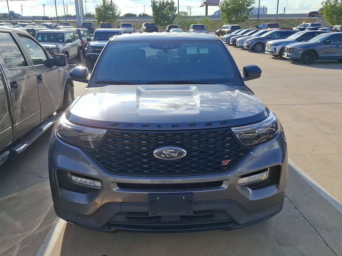 Certified 2022 Ford Explorer ST w/ ST Street Pack RWD image 26