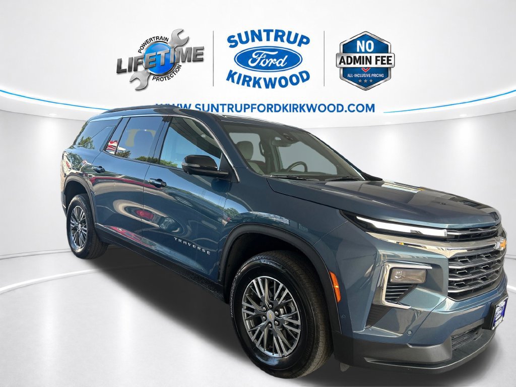 Used 2024 Chevrolet Traverse LT w/ Enhanced Driving Package FWD image 9