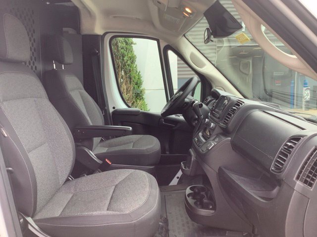 Used 2025 RAM ProMaster 2500 w/ U-Haul Equipment Group FWD image 21