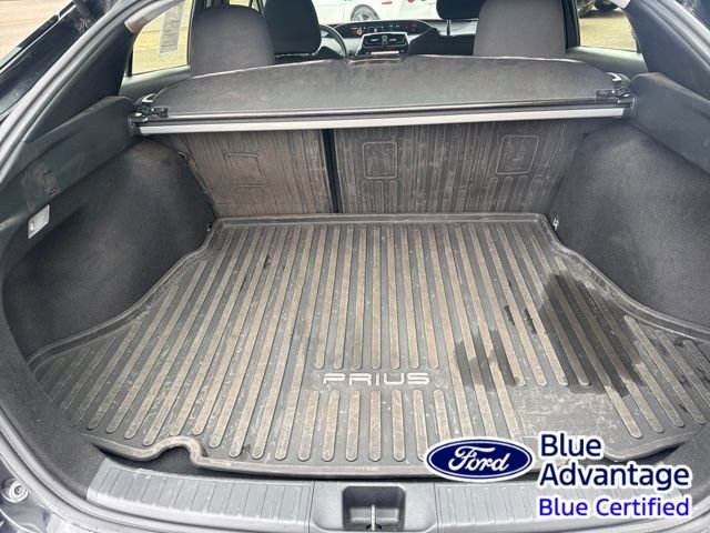 Used 2022 Toyota Prius LE AWD/4WD image 36