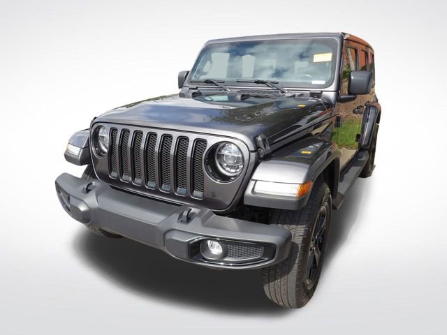 Used 2022 Jeep Wrangler Unlimited Sahara AWD/4WD image 9