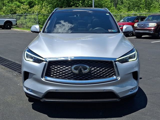 Used 2019 INFINITI QX50 Essential w/ Sensory Package AWD/4WD image 3