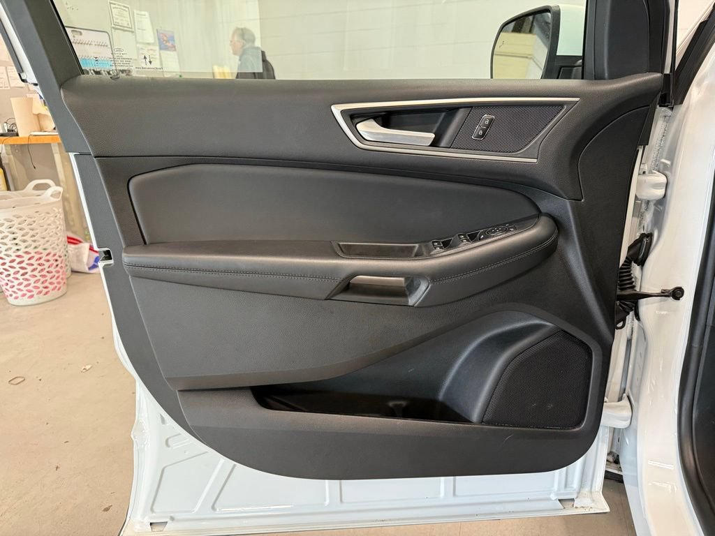 Certified 2024 Ford Edge SEL w/ Convenience Package AWD/4WD image 20