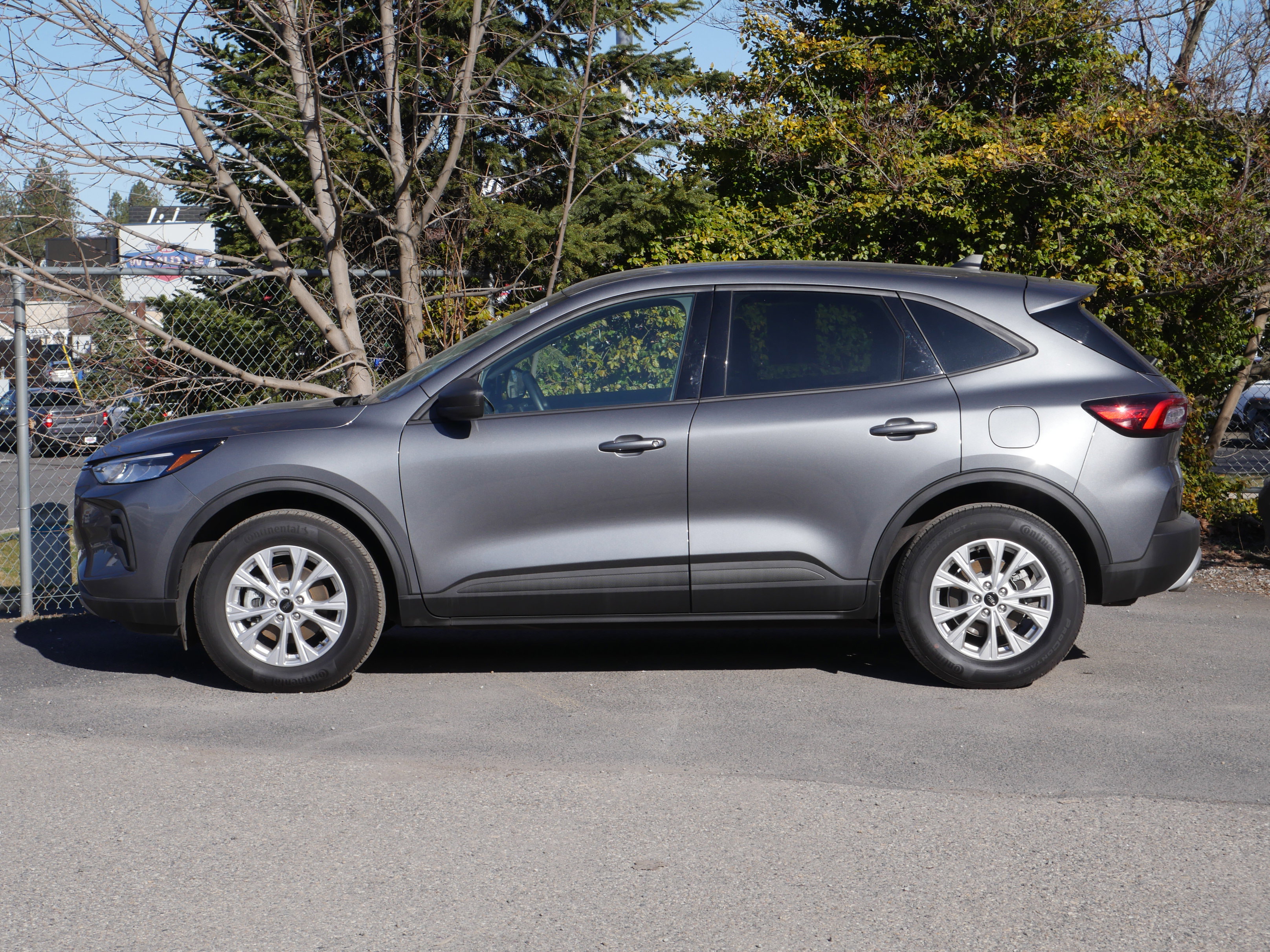 Certified 2025 Ford Escape Active image 18