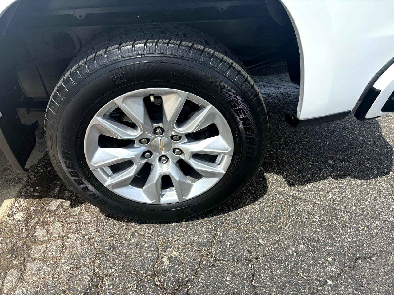 Used 2020 Chevrolet Silverado 1500 Custom w/ Custom Value Package image 62