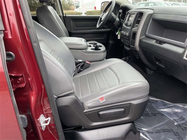 Used 2018 RAM 2500 Tradesman w/ Chrome Appearance Group image 29