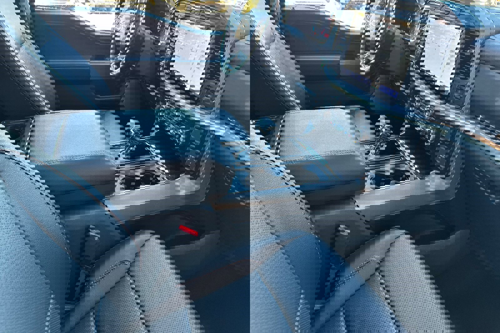 Certified 2022 Ford F150 Lariat w/ Max Trailer Tow Package image 16