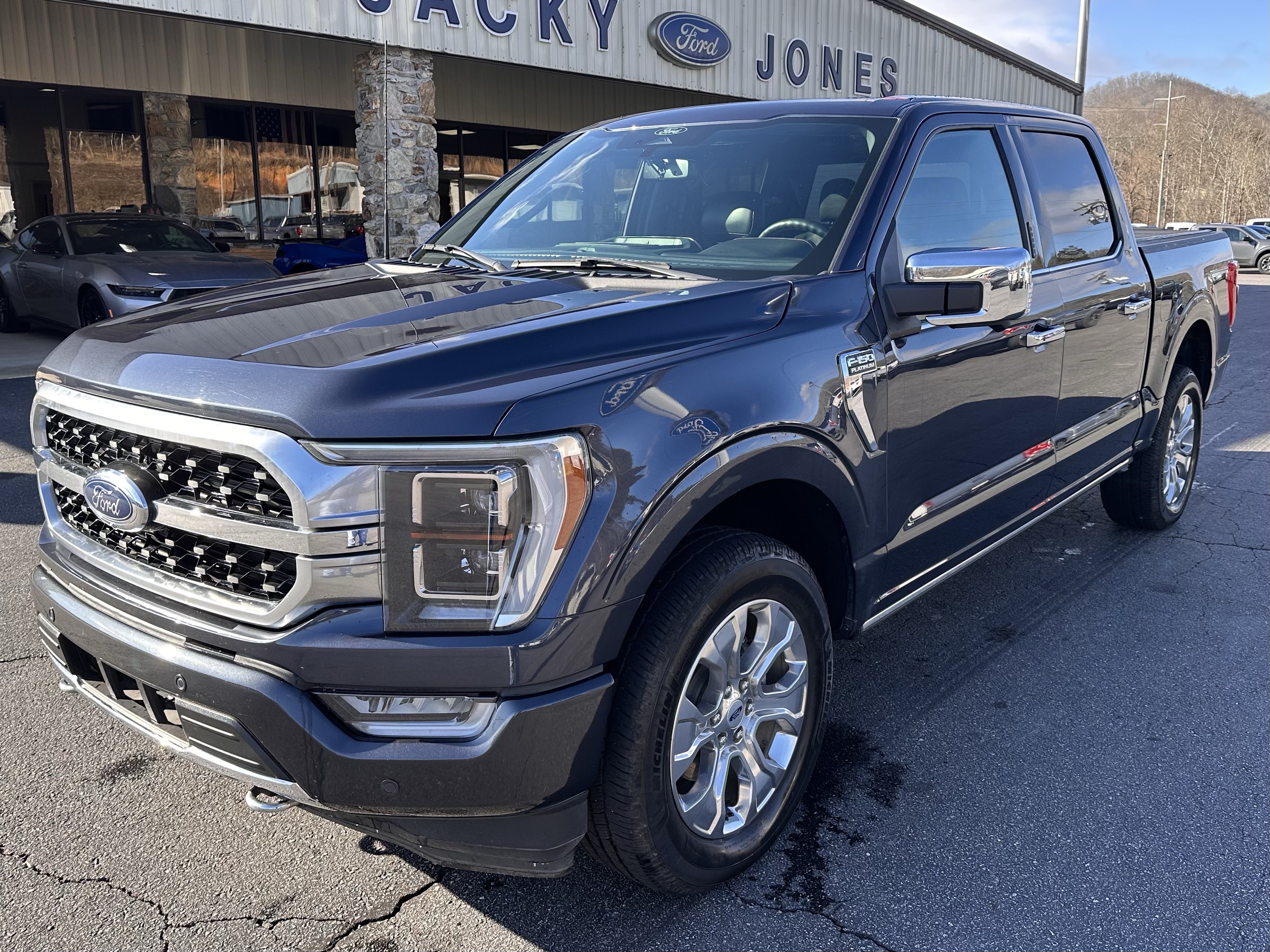 Certified 2022 Ford F150 Platinum w/ Trailer Tow Package AWD/4WD image 2