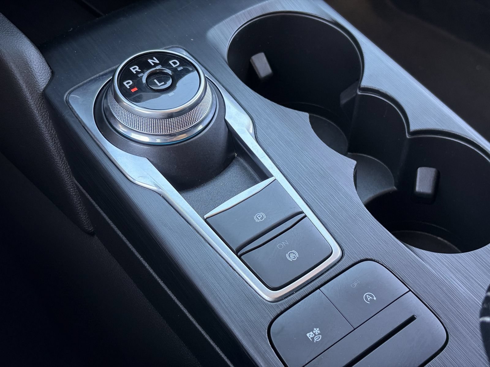 Certified 2025 Ford Escape Active AWD/4WD image 31