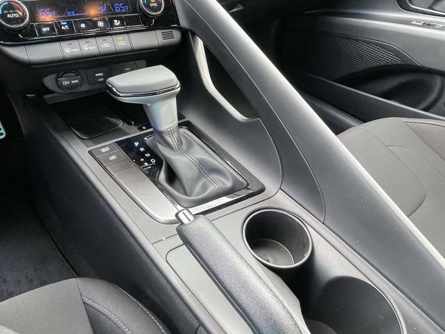 Used 2026 Hyundai Elantra Sport image 13