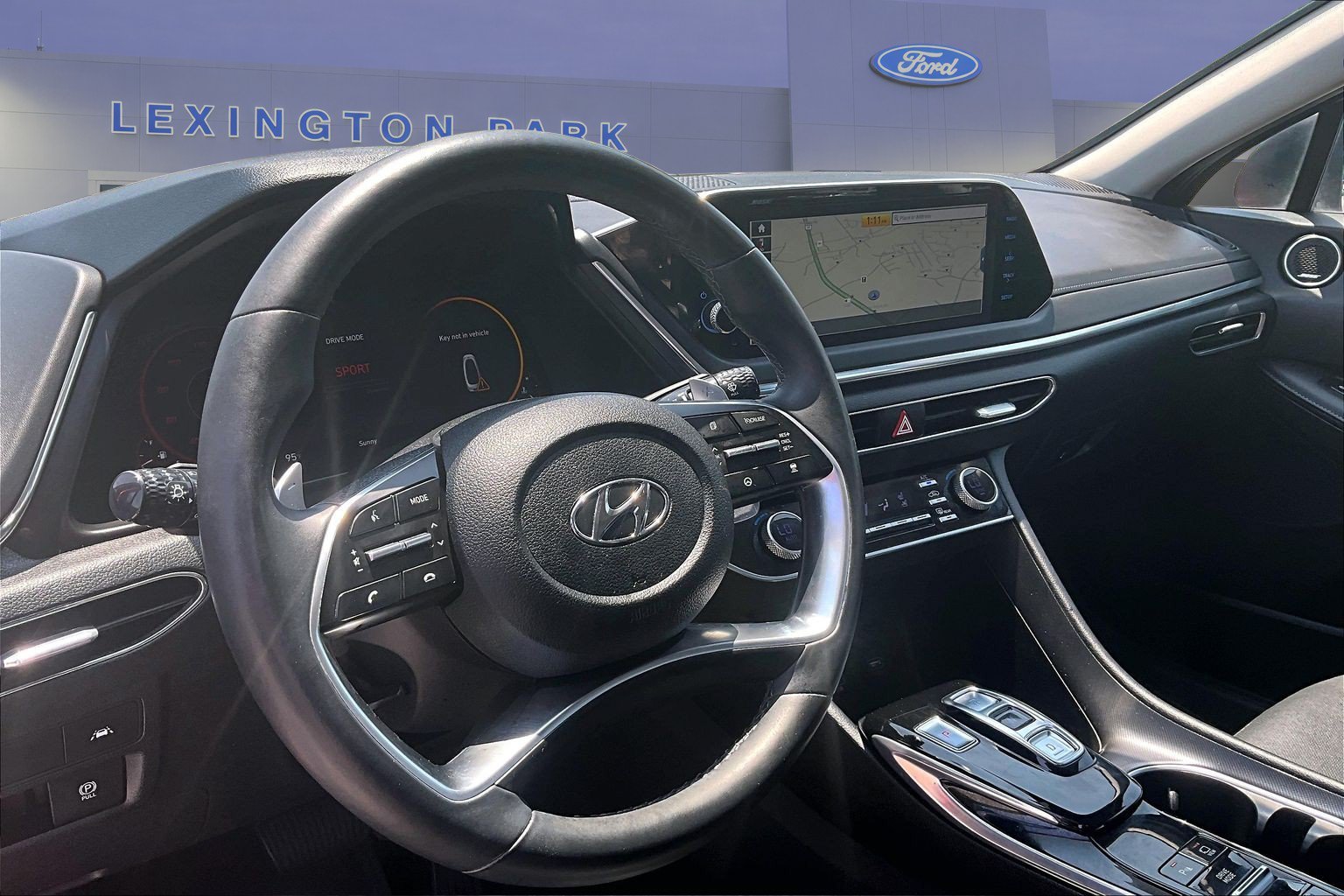 Used 2020 Hyundai Sonata Limited FWD image 17