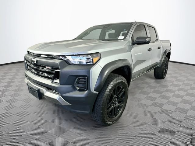 Used 2024 Chevrolet Colorado Trail Boss w/ Advanced Trailering Package AWD/4WD image 6