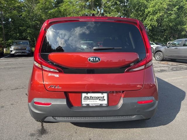 Used 2021 Kia Soul LX FWD image 3