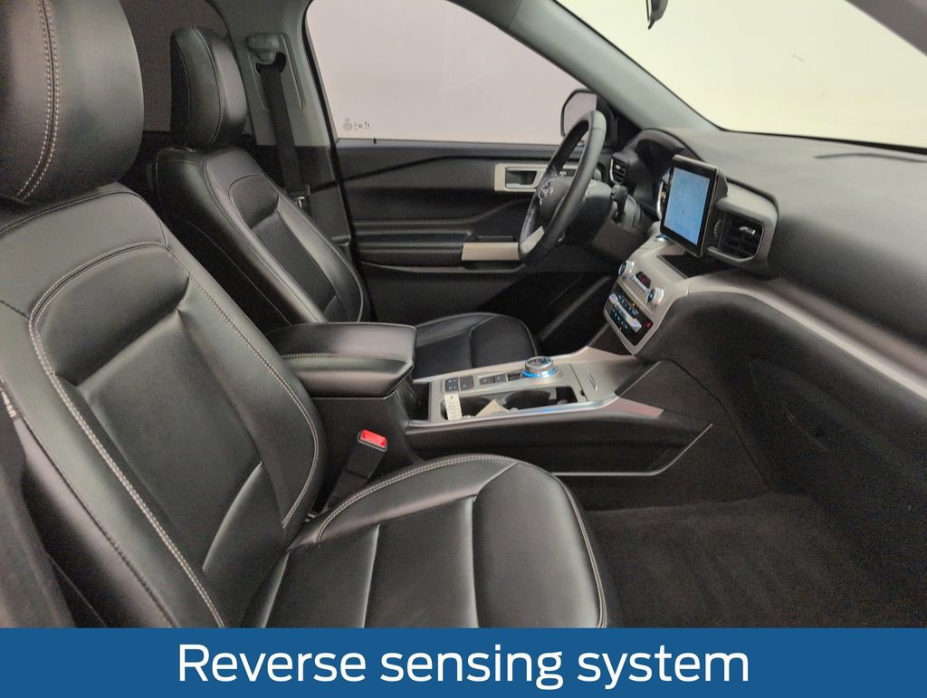 Certified 2022 Ford Explorer XLT w/ Equipment Group 202A image 18