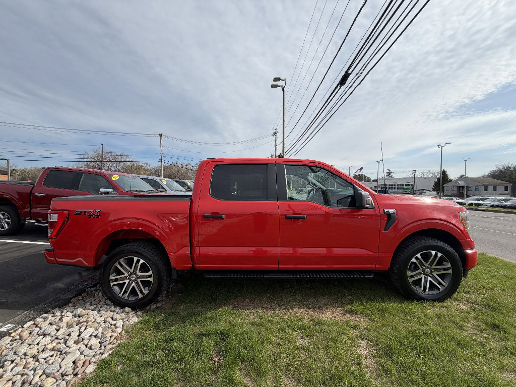 Certified 2022 Ford F150 XL w/ STX Appearance Package AWD/4WD image 6