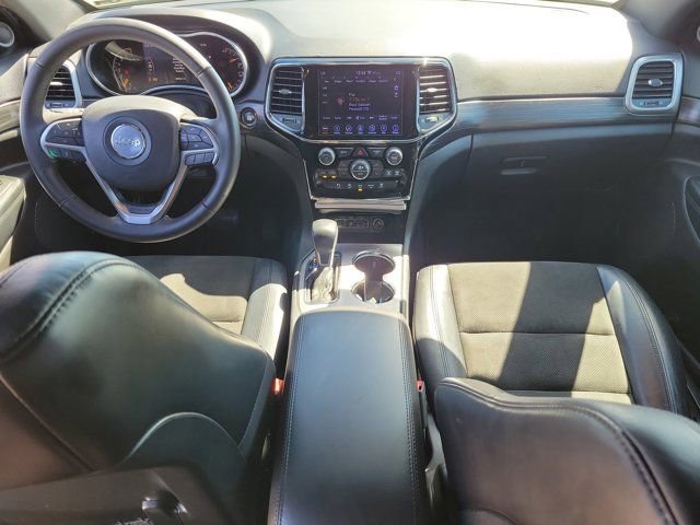 Used 2019 Jeep Grand Cherokee Laredo w/ Security & Convenience Group image 19