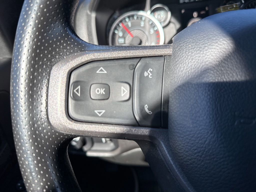 Used 2024 RAM 2500 Tradesman w/ Chrome Appearance Group image 23