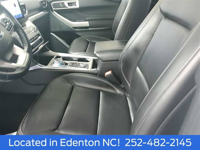 Certified 2023 Ford Explorer XLT w/ Equipment Group 202A AWD/4WD image 11