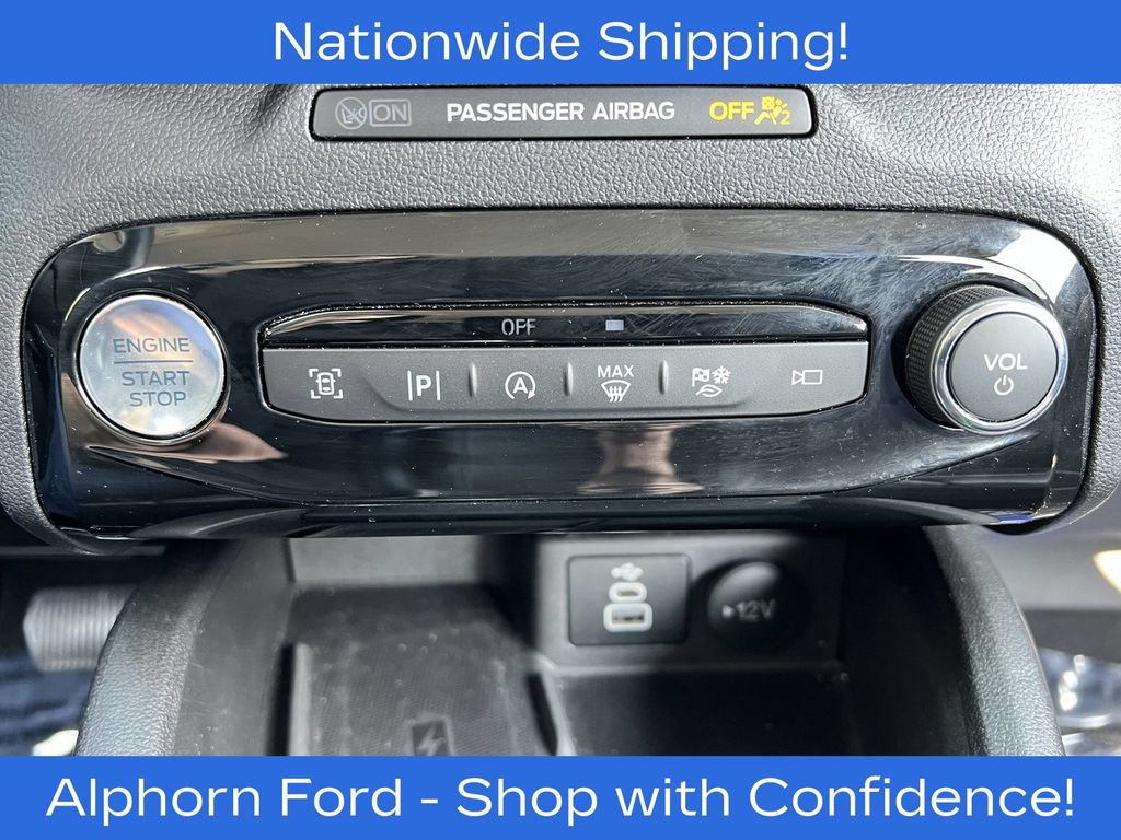 Certified 2024 Ford Escape Platinum AWD/4WD image 22
