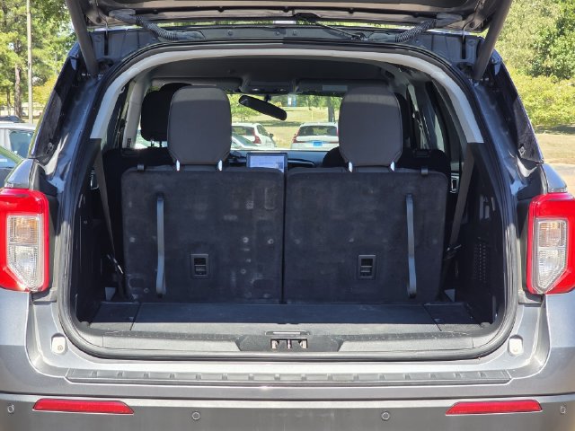 Certified 2023 Ford Explorer XLT RWD image 30