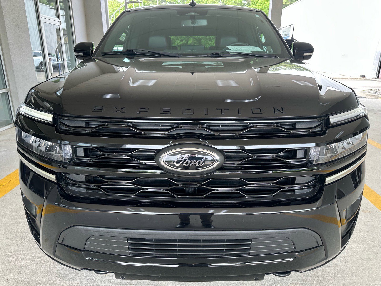Certified 2023 Ford Expedition Limited AWD/4WD image 7