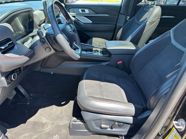 Certified 2025 Ford Explorer ST AWD/4WD image 23