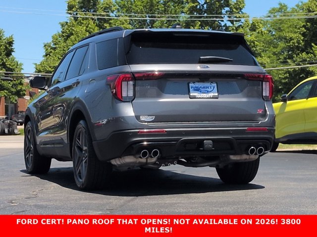Certified 2025 Ford Explorer ST w/ Sun And Sound Package AWD/4WD image 7