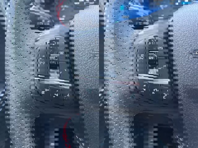 Certified 2025 Ford Escape ST-Line Elite w/ Premium Technology Package image 30