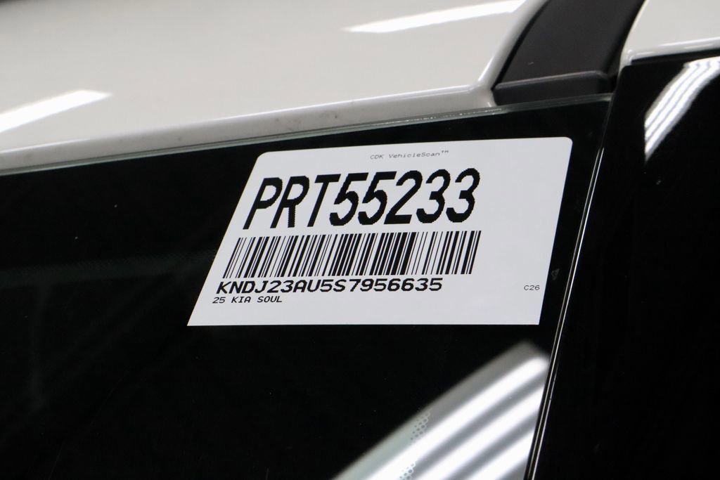 Used 2025 Kia Soul LX w/ LX Technology Package image 32