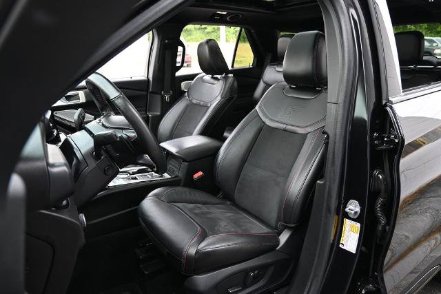 Certified 2024 Ford Explorer ST w/ Equipment Group 401A AWD/4WD image 24