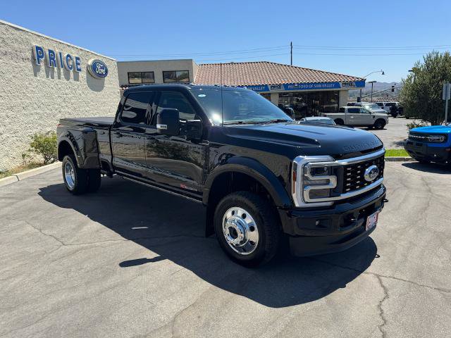 Certified 2026 Ford F450 Platinum w/ FX4 Off-Road Package AWD/4WD image 3