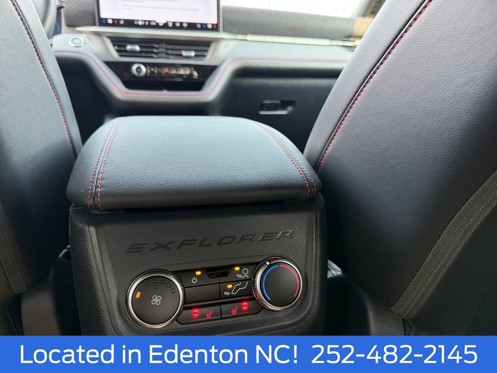 Certified 2025 Ford Explorer ST AWD/4WD image 18