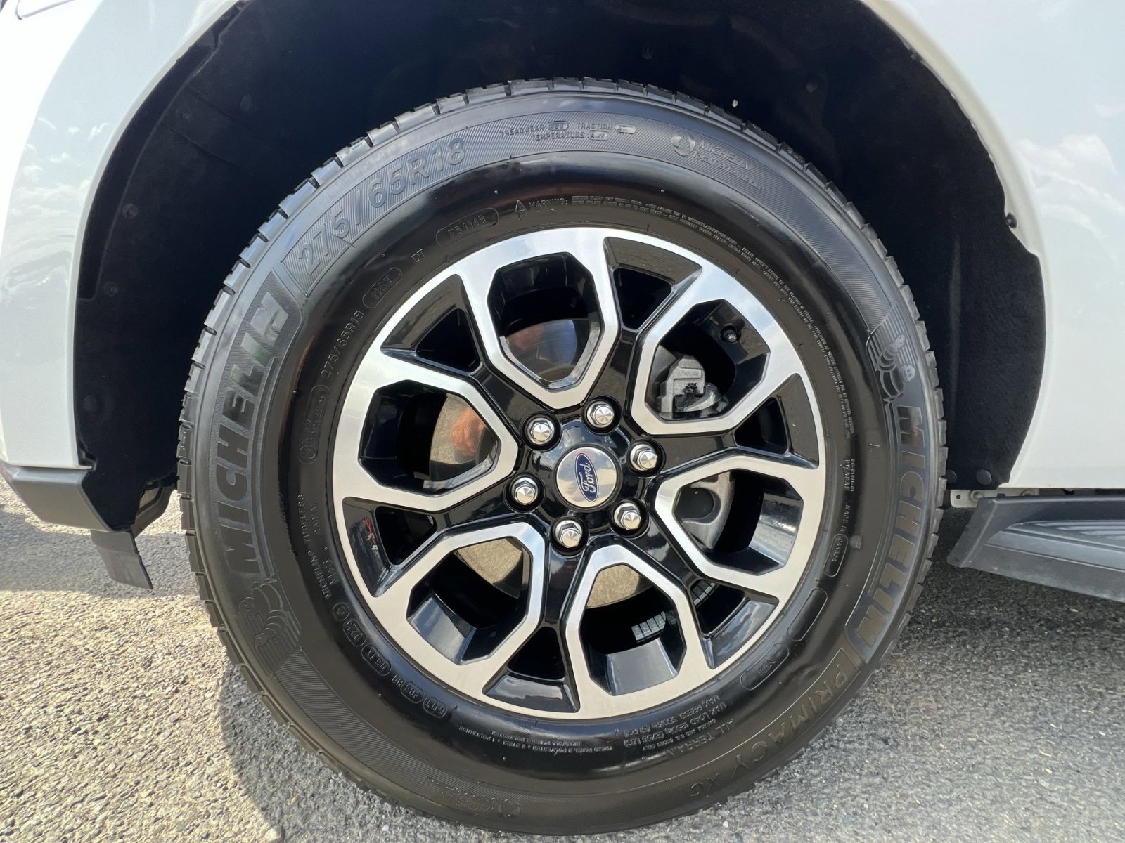 Certified 2024 Ford Expedition XLT image 12