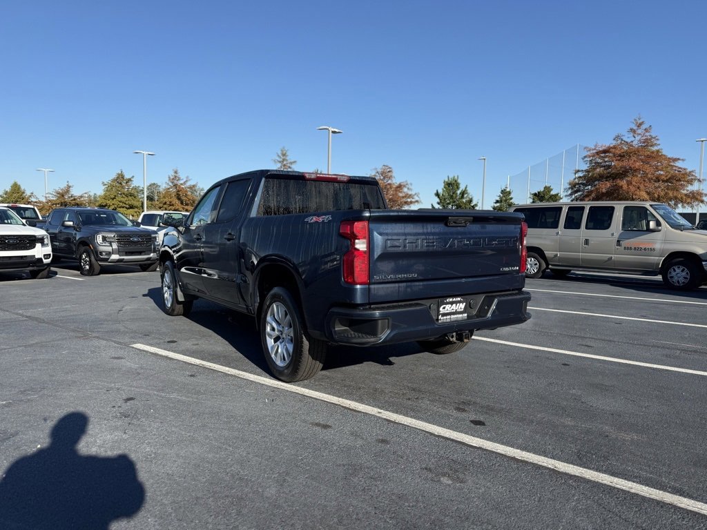 Used 2022 Chevrolet Silverado 1500 Custom image 3