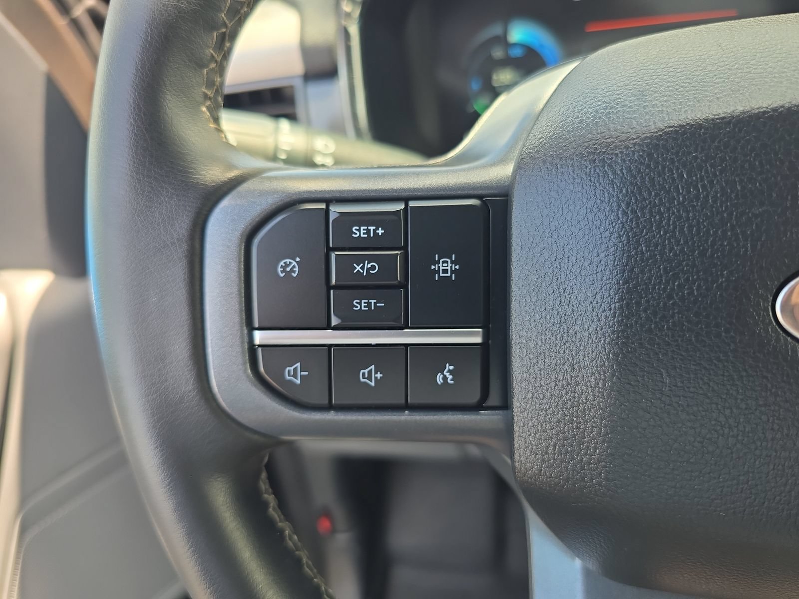 Certified 2023 Ford F150 Lightning XLT AWD/4WD image 25