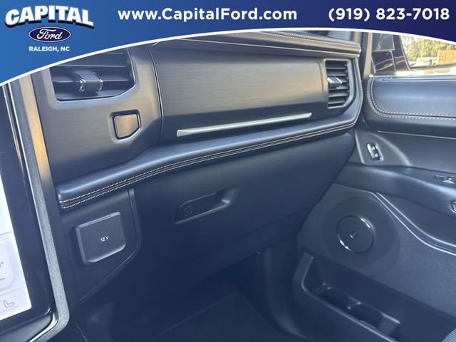 Certified 2023 Ford Expedition Platinum image 27