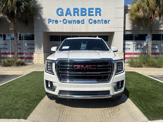 Used 2022 GMC Yukon SLT w/ SLT Luxury Package RWD image 2