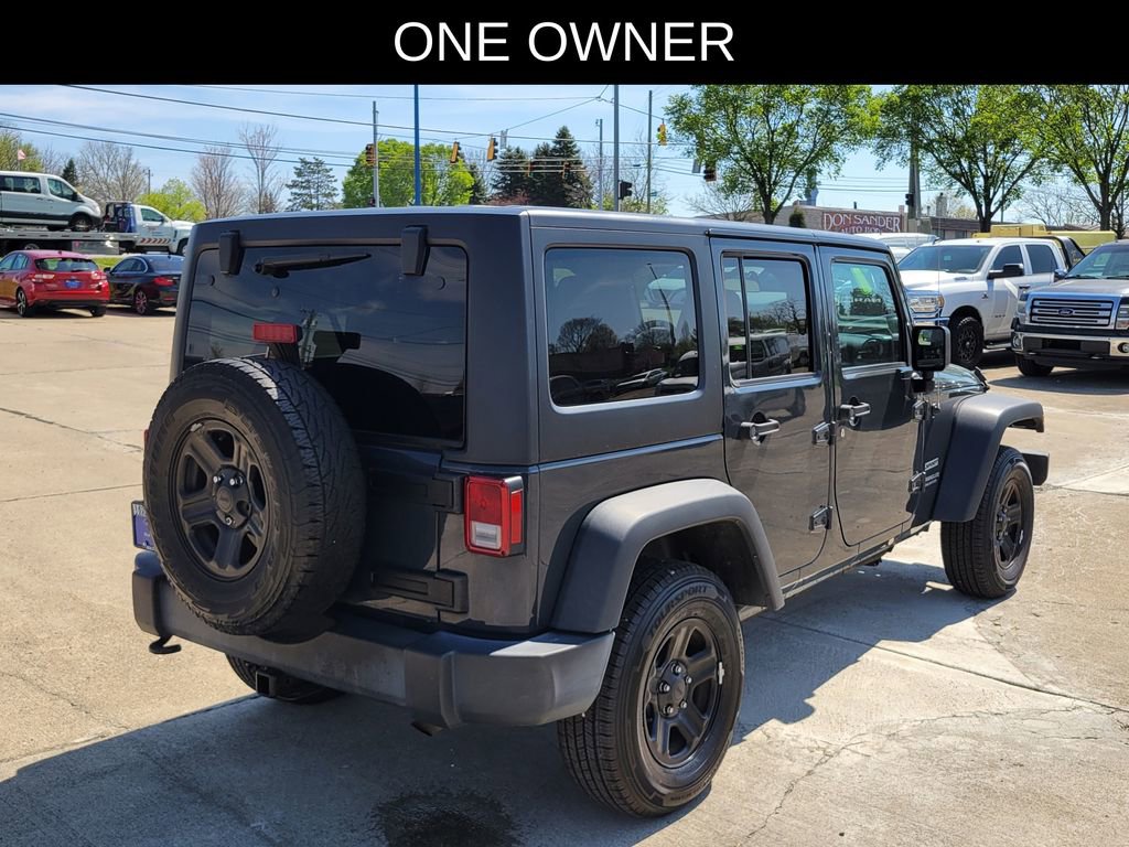 Used 2017 Jeep Wrangler Unlimited Sport w/ Connectivity Group AWD/4WD image 4