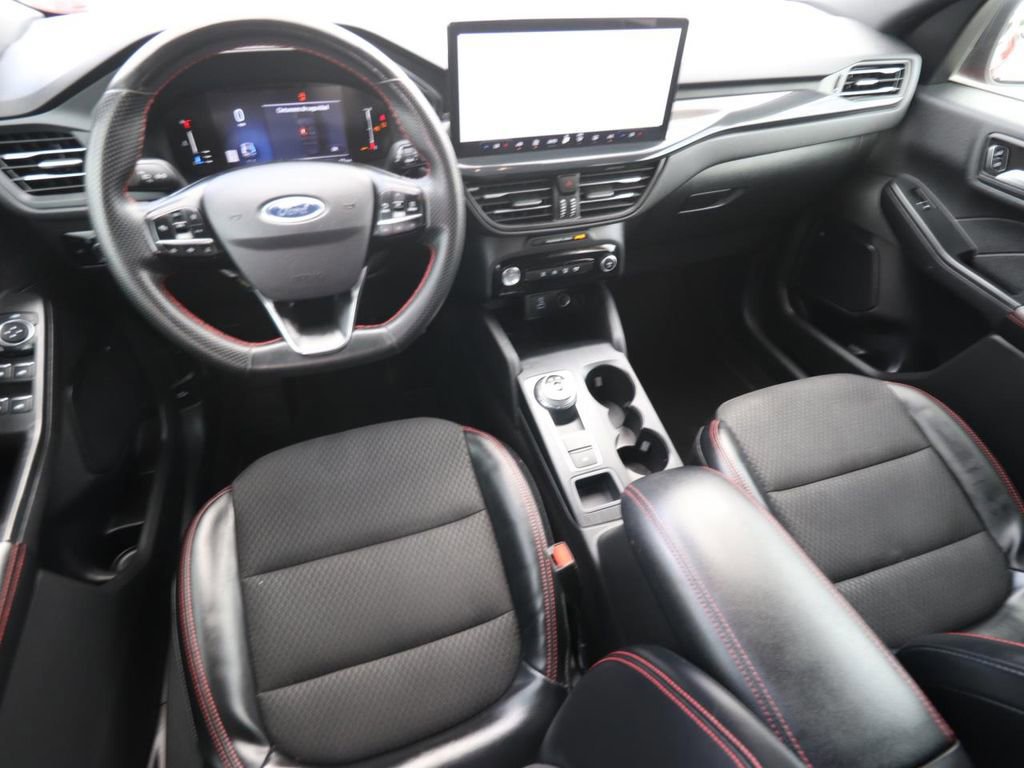 Certified 2023 Ford Escape ST-Line w/ Tech Pack #1 image 10